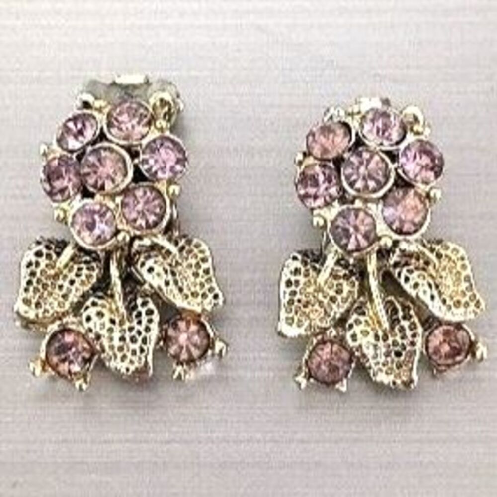 Vintage Lavender Rhinestone Flowers on Silver Tone Clip Back Earrings